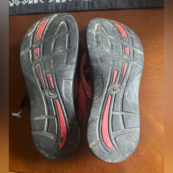 Chacos - Picture 3 of 3